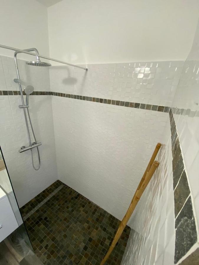 Eleven Studio Moderne Et Chic Au Diamant Martinique Apartment Le Diamant Exterior photo